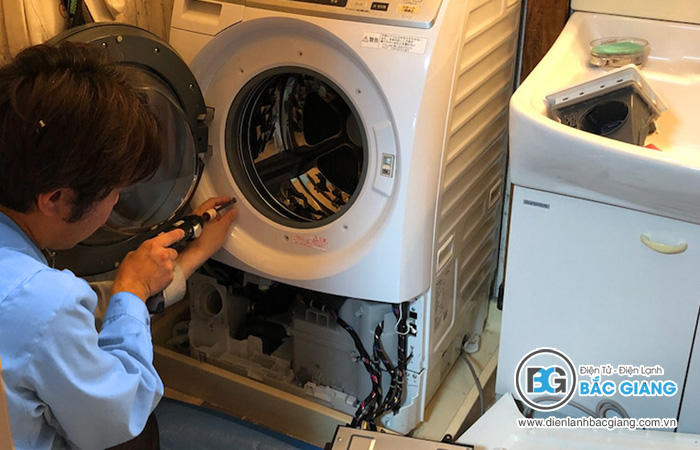 Dịch vụ sửa máy giặt tại Quế Võ Bắc Ninh sử dụng 100% các linh kiện chính hãng nên bạn hoàn toàn có thể yên tâm